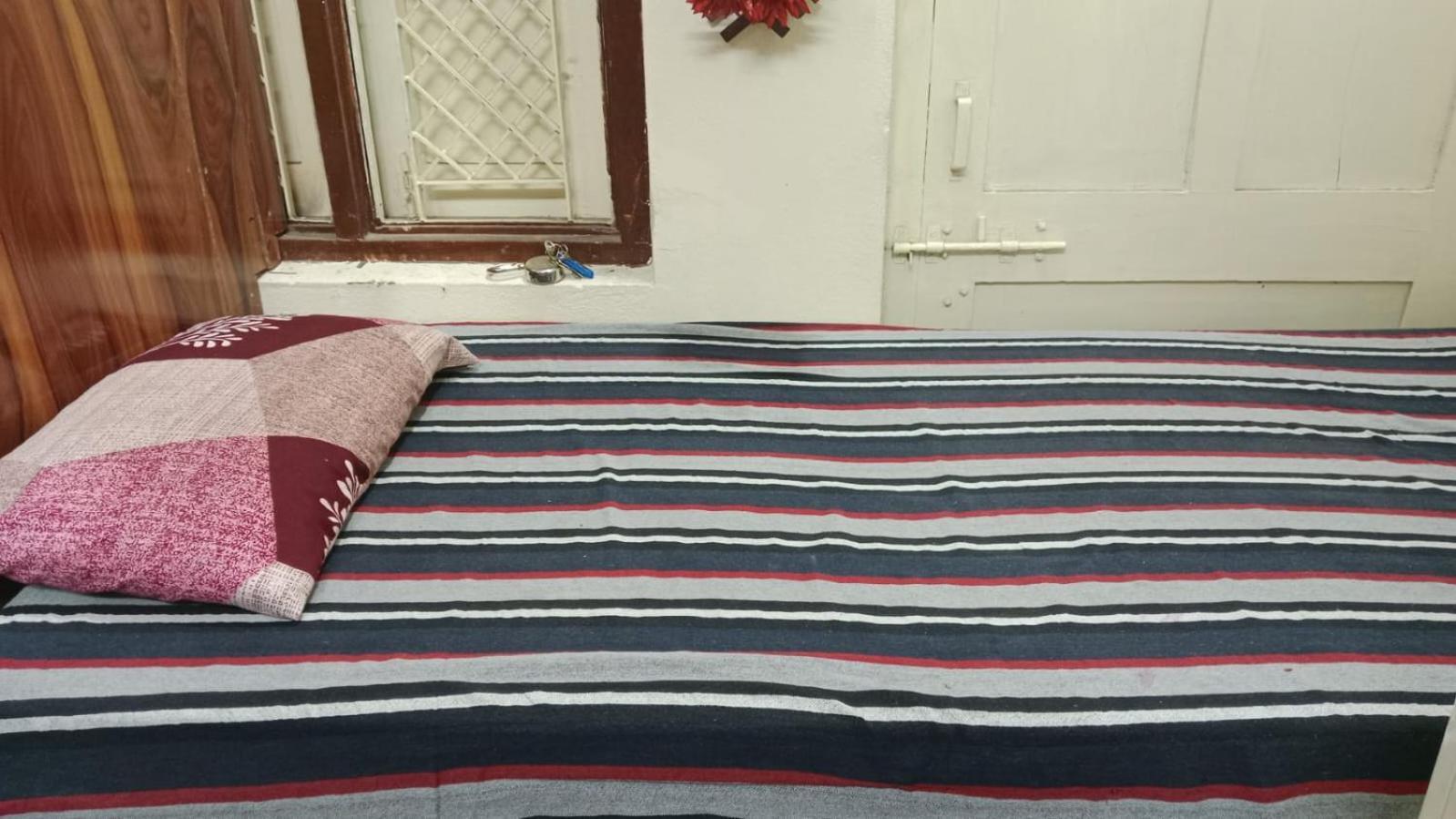 Shivanjali Bhakt Niwas 乌贾因 外观 照片